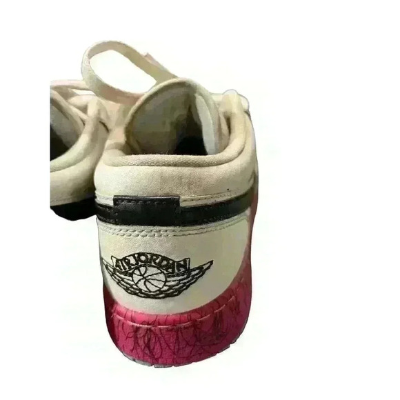 Nike Air Jordan 1 Low GS "Grades" Kid's 6 Youth Multi-Color Sneaker Runs Large - Picture 4 of 11